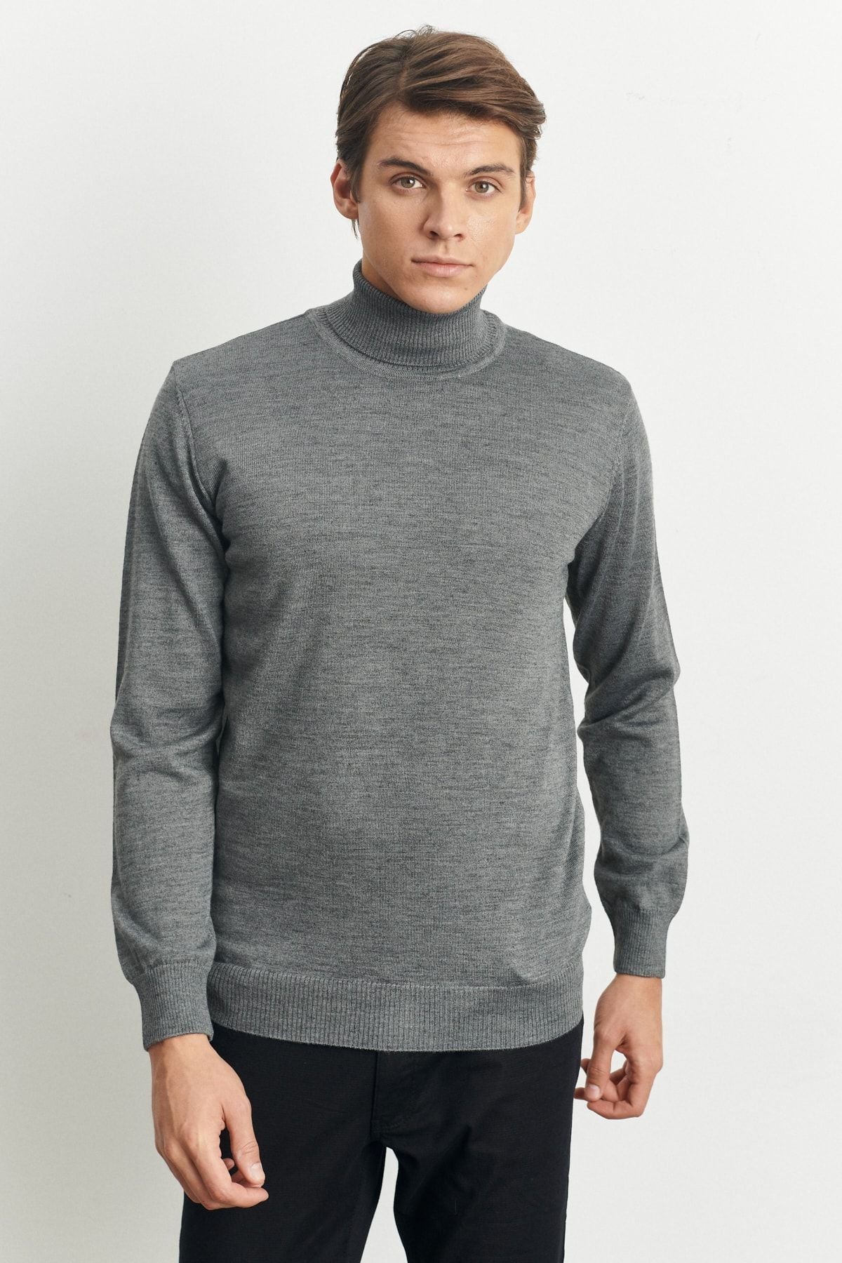 Men's Gray Melanj Standard Fit Normal Class