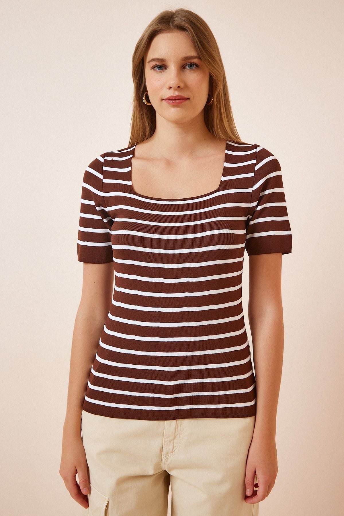 Female Brown Square Yaka knitwear blouse YG00101