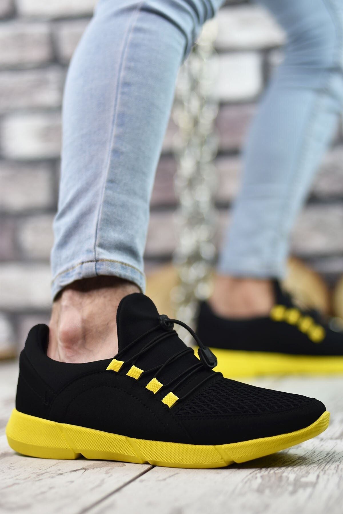 Black Yellow Men Sneaker 00122015