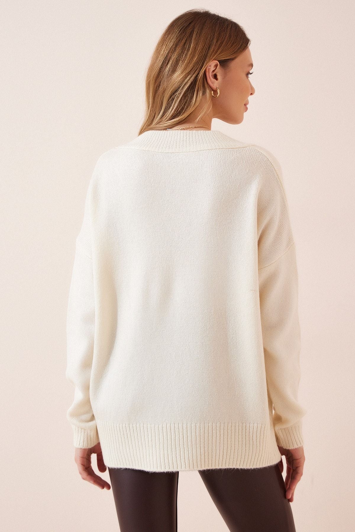 WOMEN'S CREAM V YAKA OVERSIZE knitwear sweater BV00003