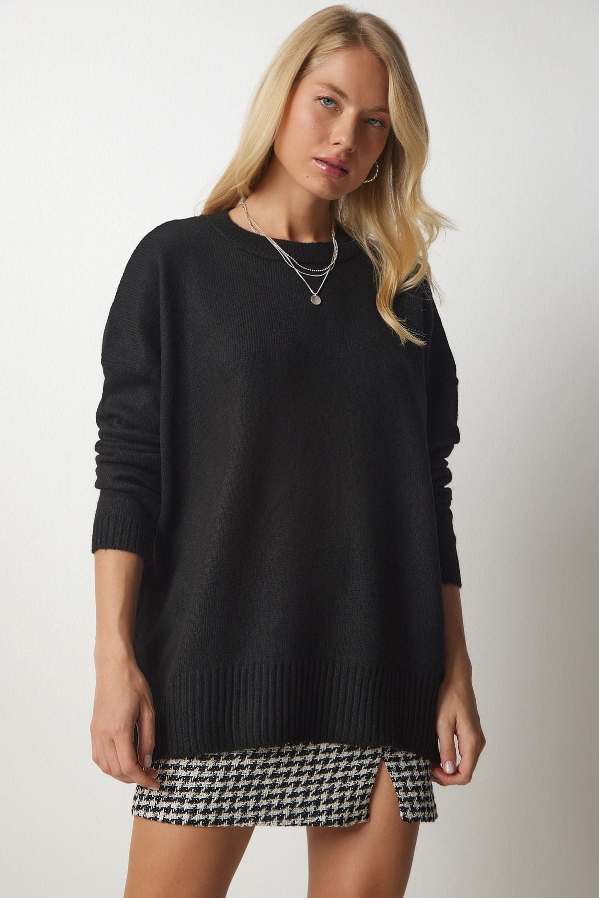 Female black bike collar overwheeling knitwear sweater BV00085