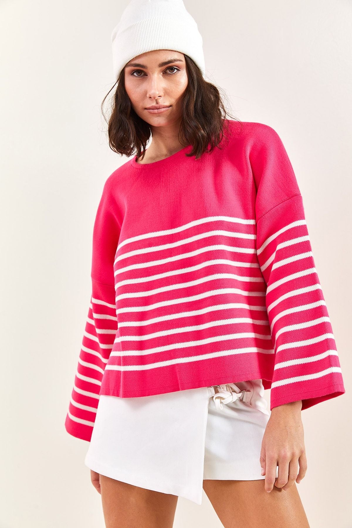 Women's half striped shabby knitwear sweatshirt