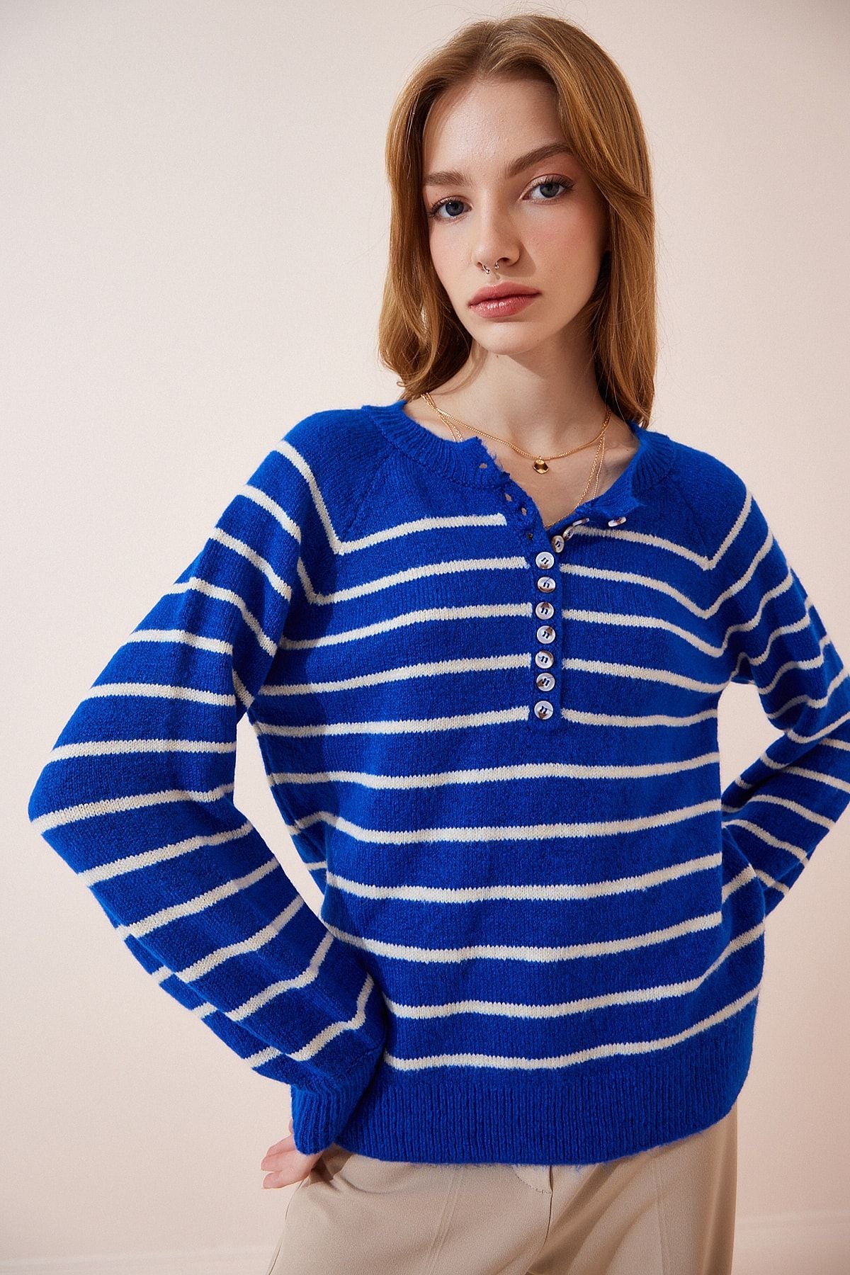 WOMEN DARK BLUE BUTTON YOKE KNIP Sweater LX00040