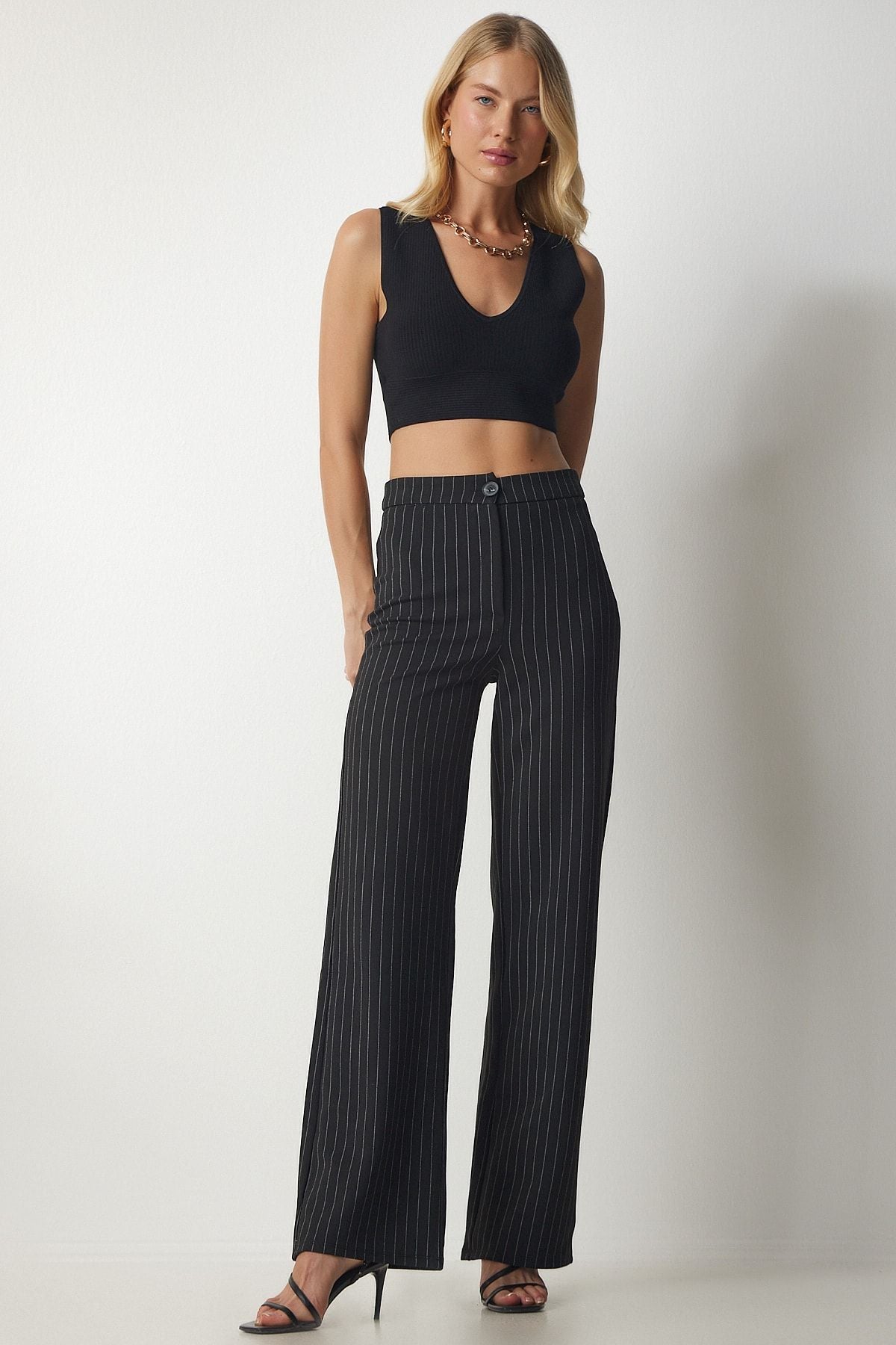 Woman black fine striped comfortable knitting pants ub00142