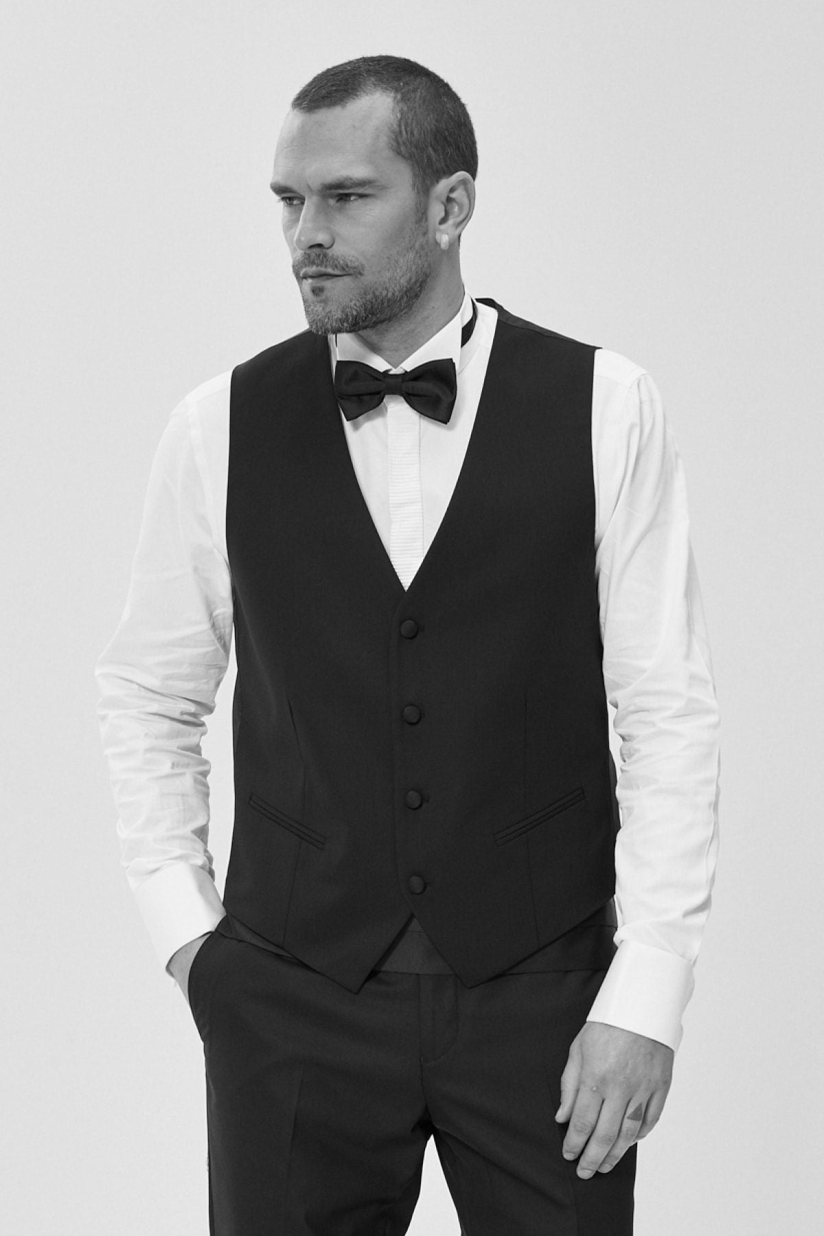 Men's slim fit narrow cut off the tuxedo with collar vests