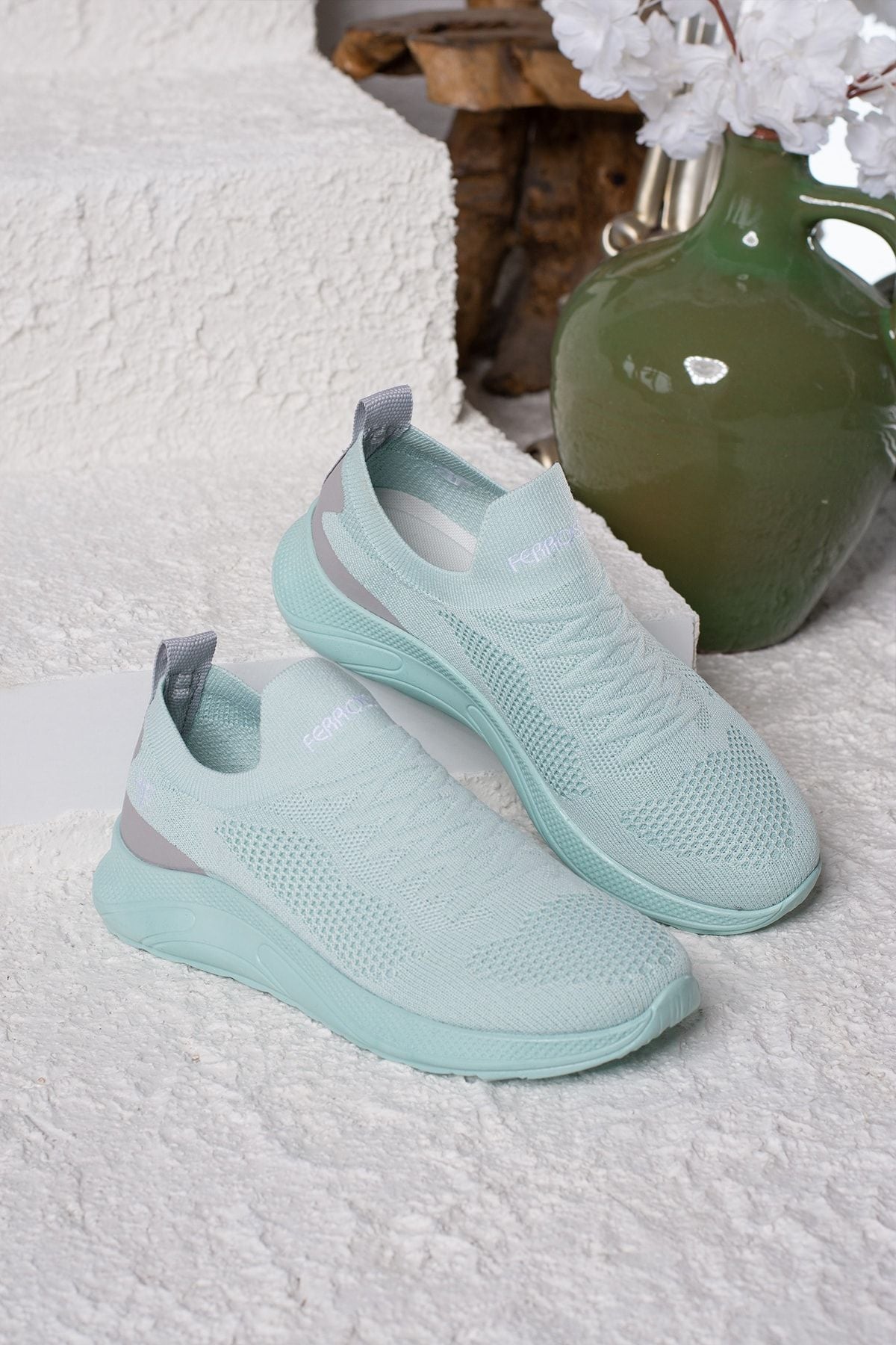 Daily Unisex Mint Sneaker Slip-On Breathing Light Walking Lace Flexible Sports Shoes 041F
