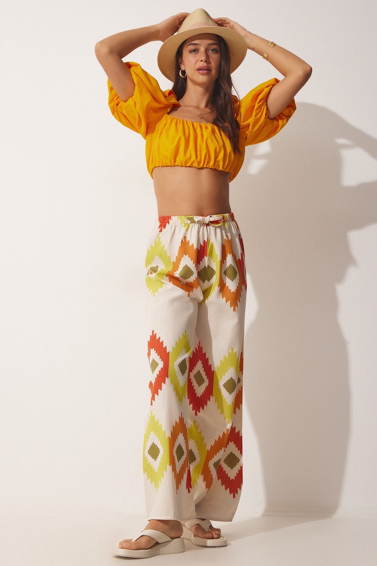 Woman Yellow Cream Flower Linen Palazzo Pants BH00385