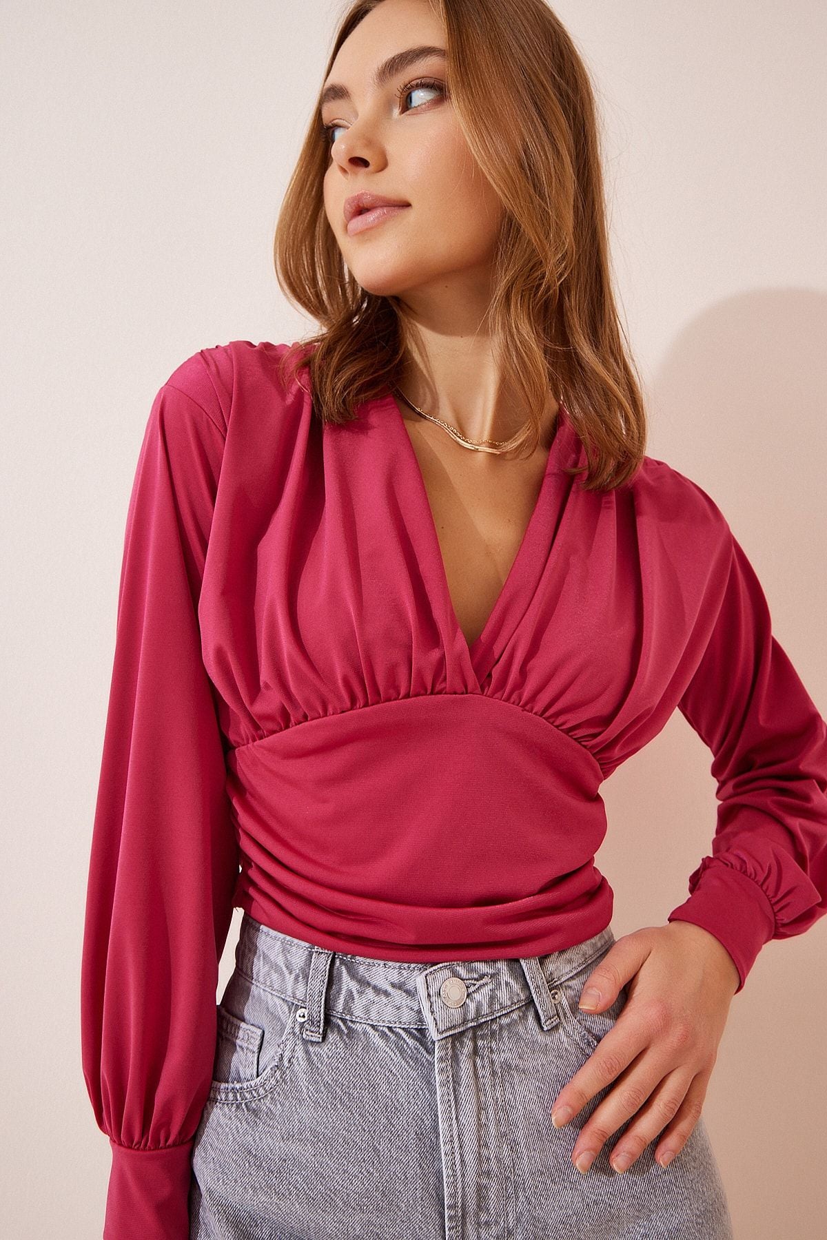 Woman Dark Pink Deep V -Neck Crop Sandy Knitting Blouse BF00050