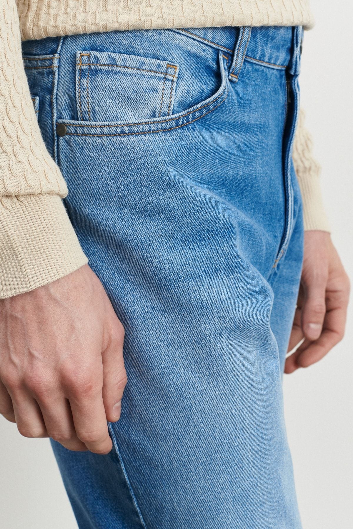 Men's Light Blue Comfort Fit Casual Cut 100 %Cotton Jean Denim Jeans