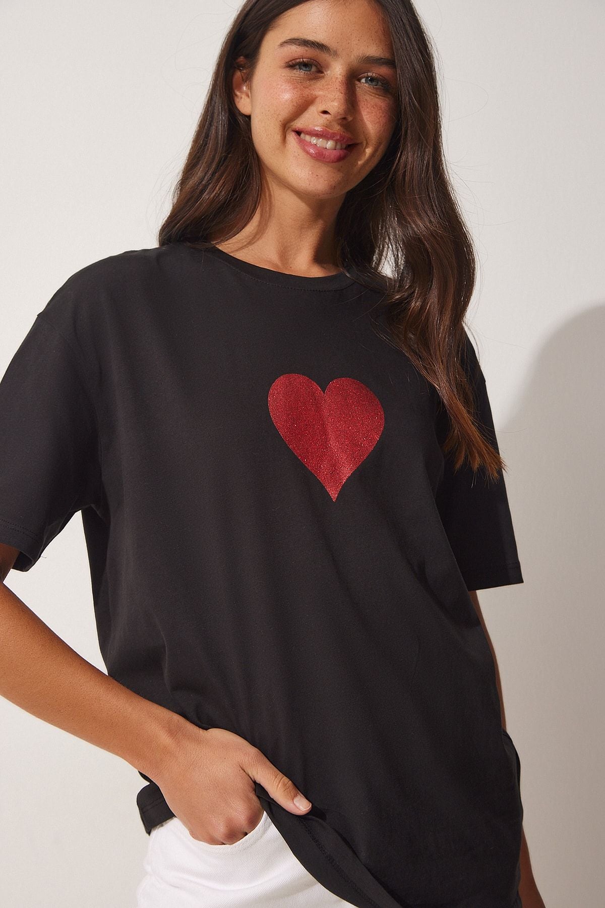 Woman Black Luminous Heart Printed Oversize knitting T-shirt Dr00077