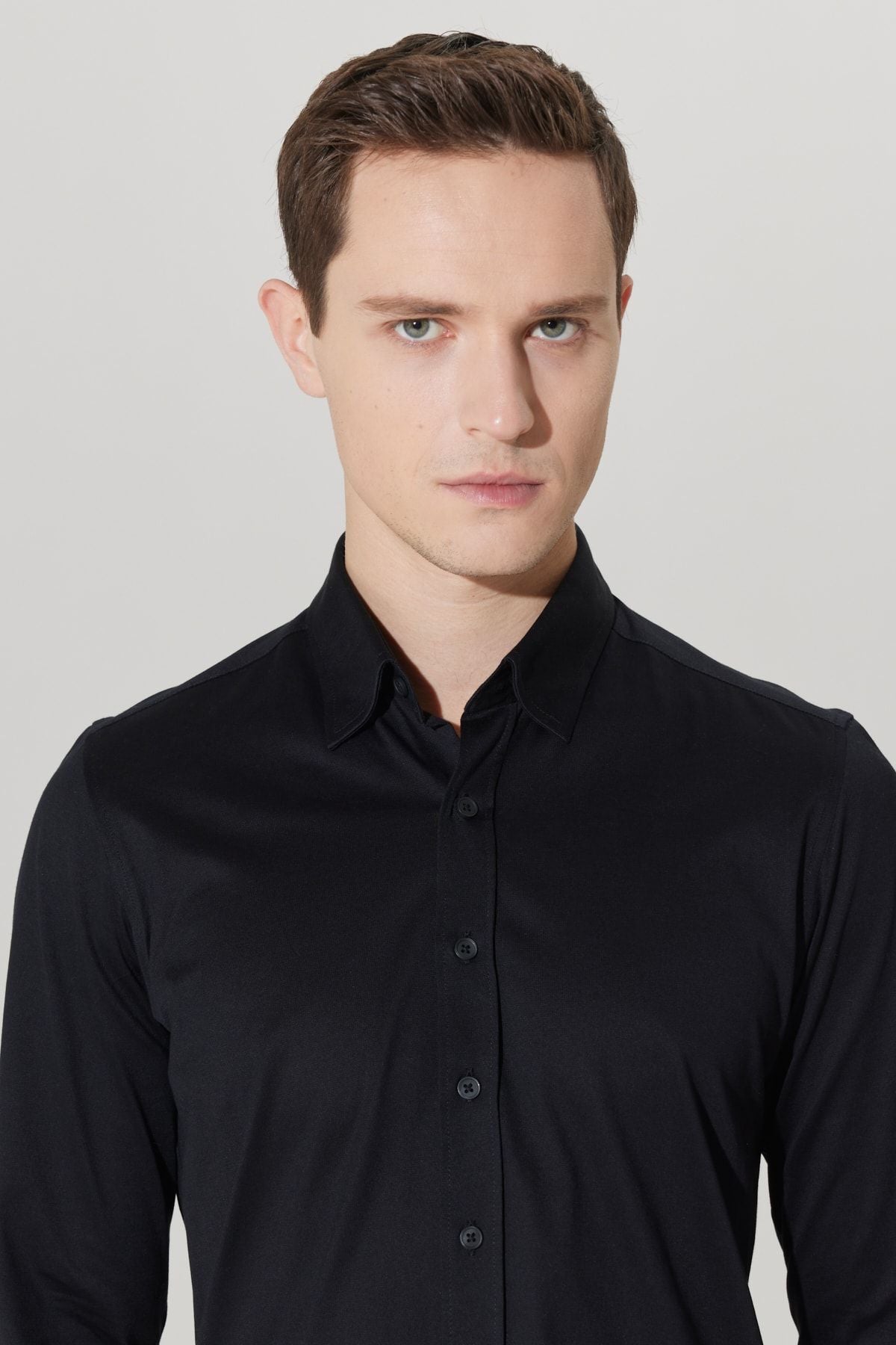 Men's Black Slim Fit Narrow Cut Hidden button collar 100 %cotton shirt