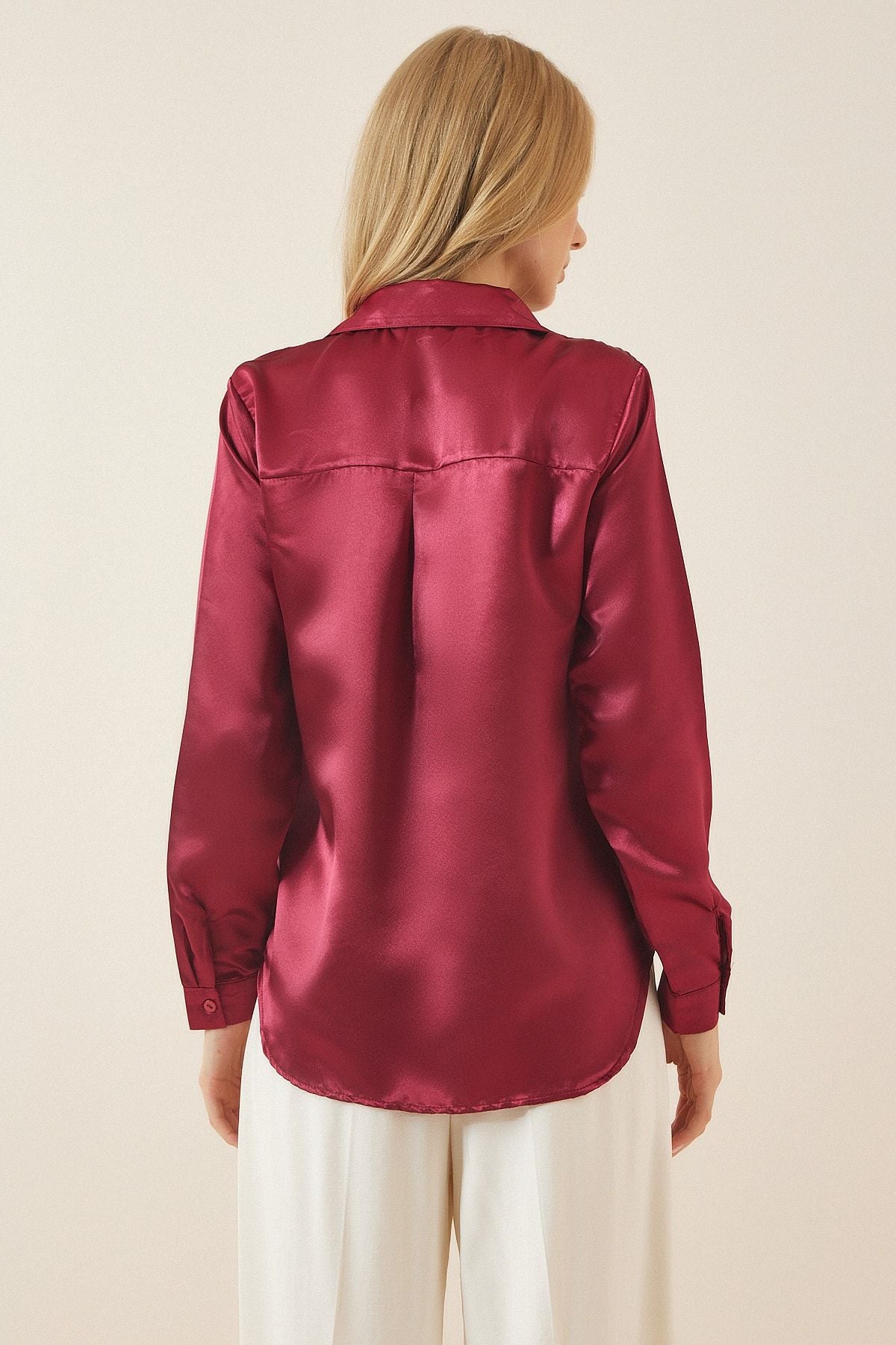 Woman Bordeaux Lightly Duped Satin Surface Shirt DD00990