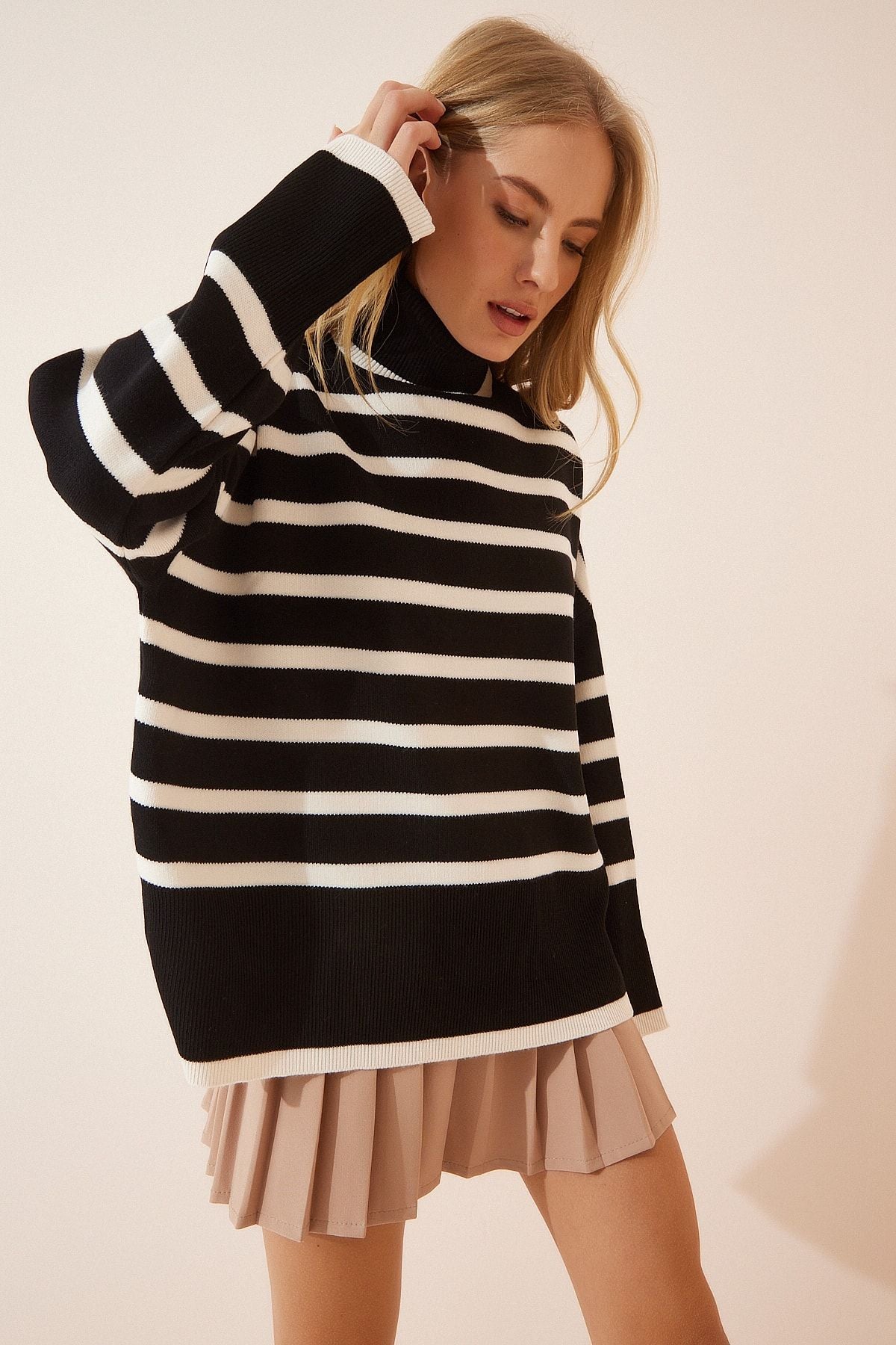 Women's Bone Black Fisherman Yaka Oversize striped knitwear sweater BV00014