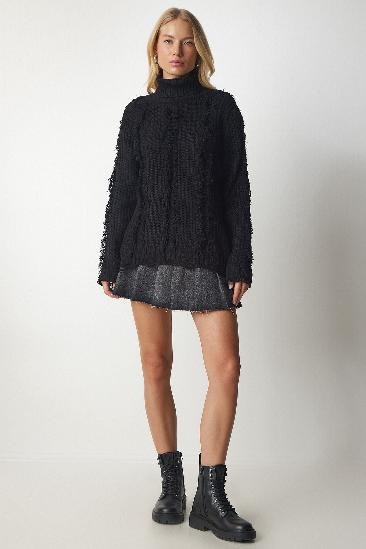 Woman Black Tassel and Torn Detailed Knitwear Kazakh Ki00099