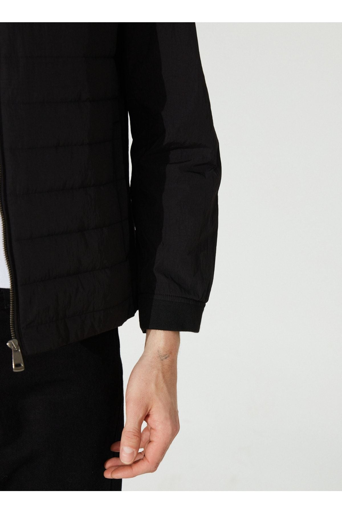 Black Men's Coat 4a0823200003