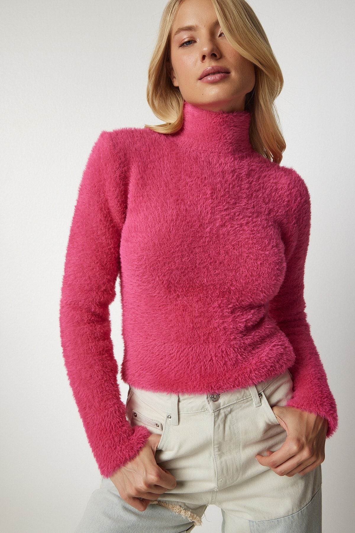 Women's Fuchsia Fisherman Neck Beard Knitwear Sweater NF00071
