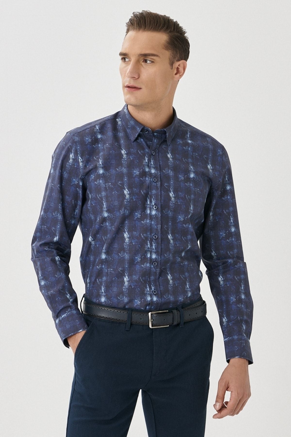 Men's navy blue slim fit narrow cut buttoned collar printed navy blue shirt
