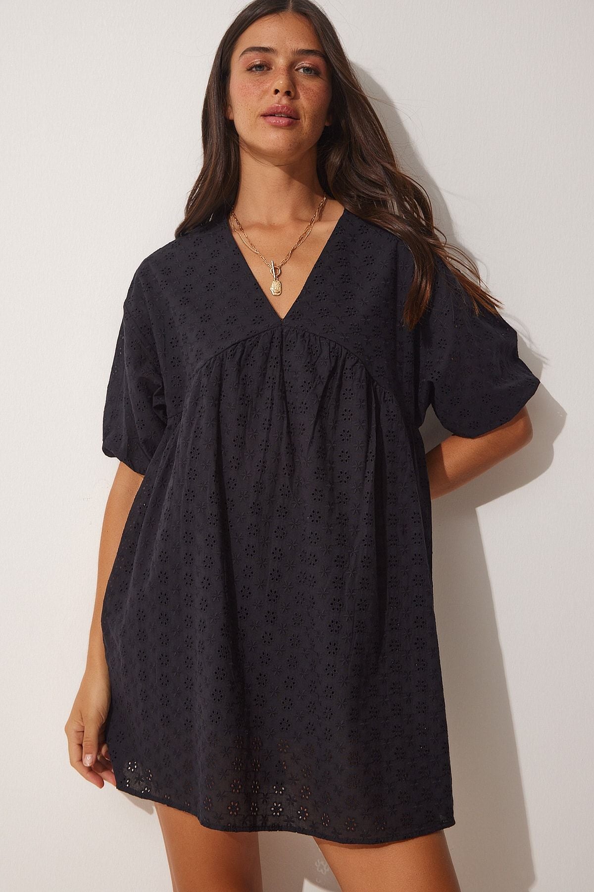 Female Black Fisto V -Neck Summer Mini Clash Dress DD01201