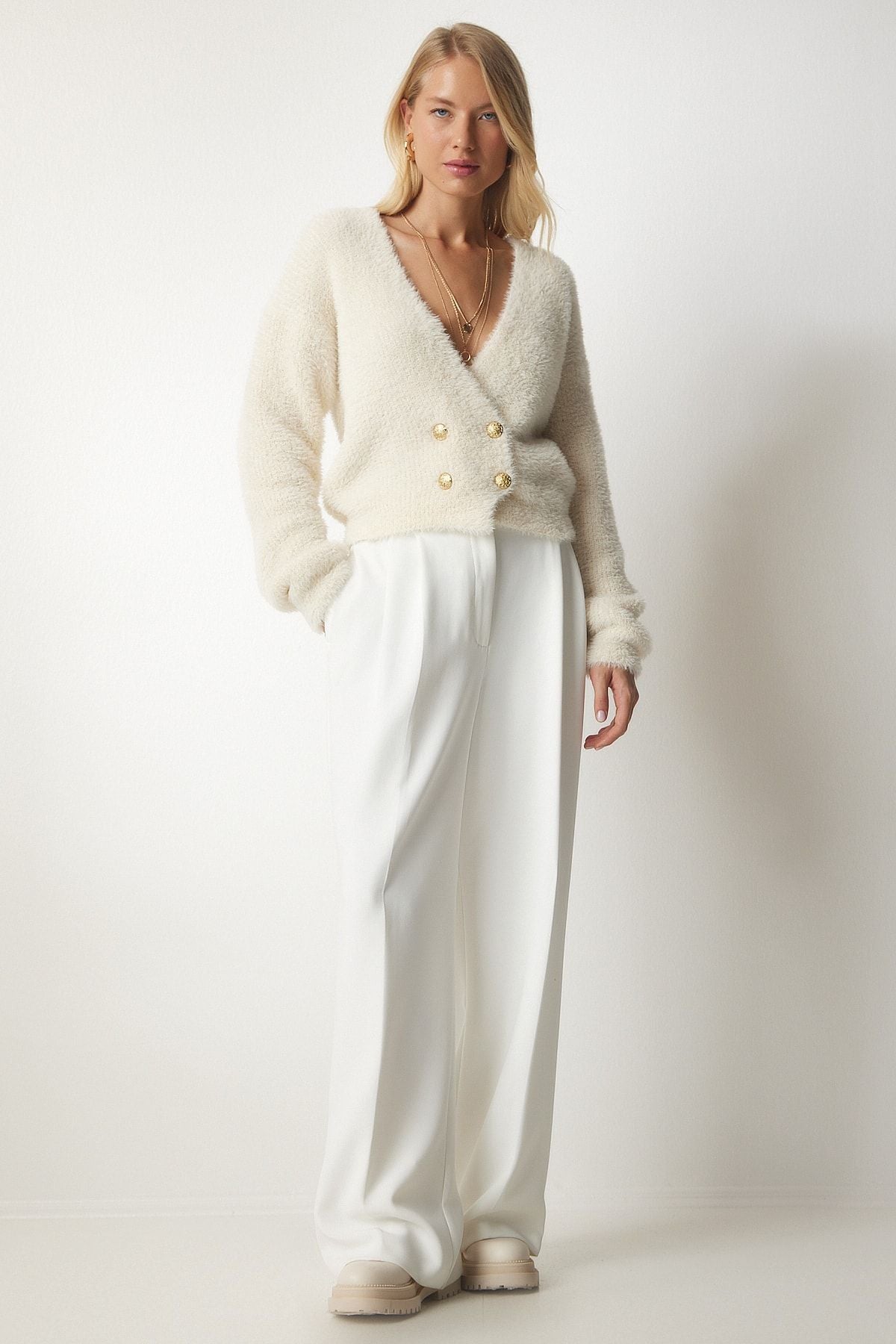 Women's Cream Soft Beard Triko Cardigan NF00066