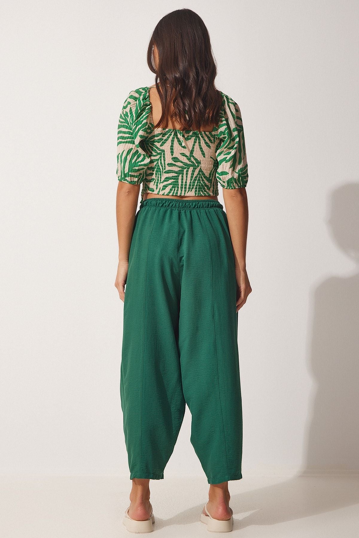 Female emerald green pocket linen viscose shalwar pants cv00001