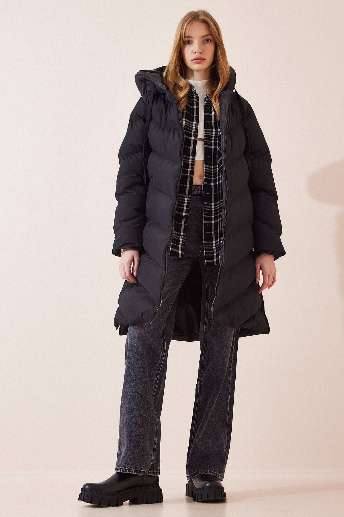 Women's black hooded long swelling coat RV00086