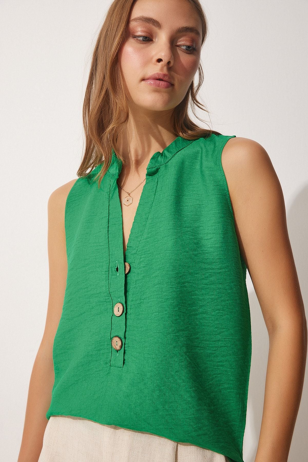 Woman Dark Green Wooden Button with Ayrobin blouse JH00047