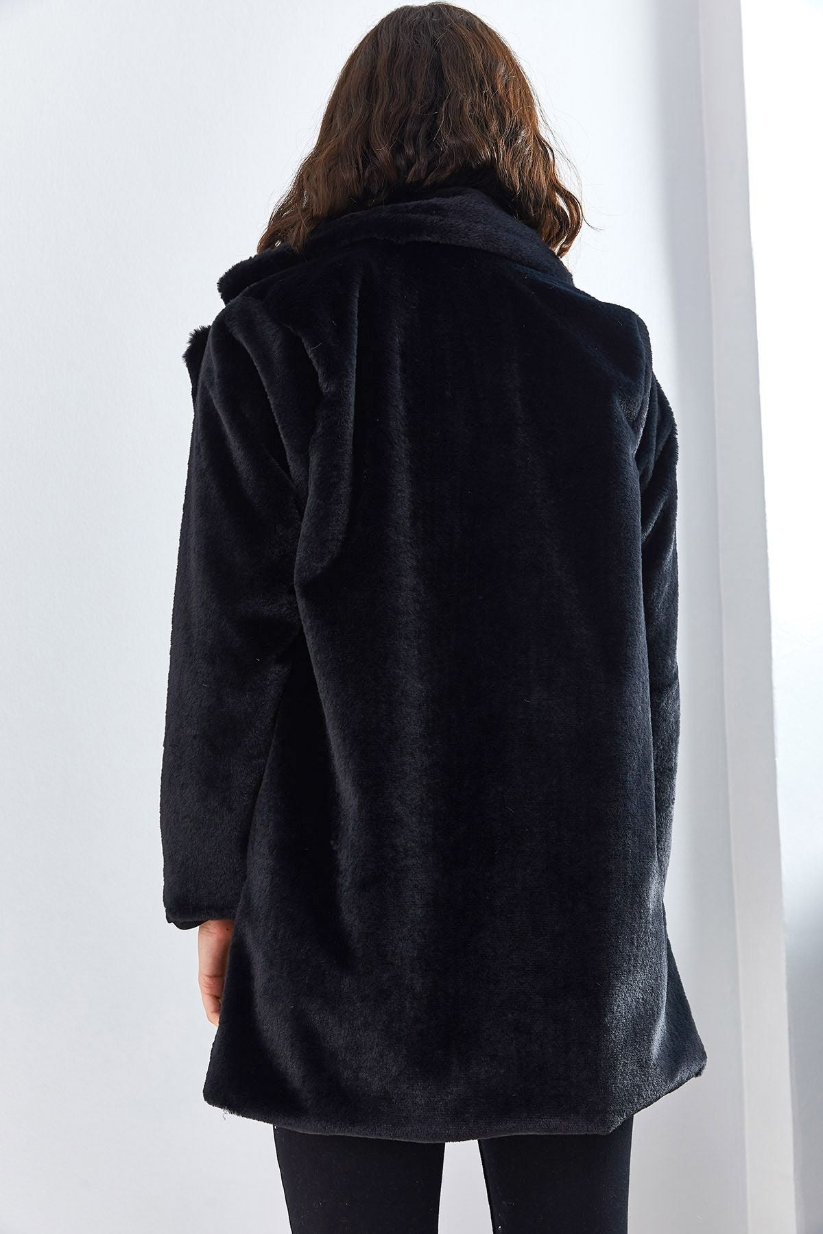 Female agraf buttoned plush coat 2164
