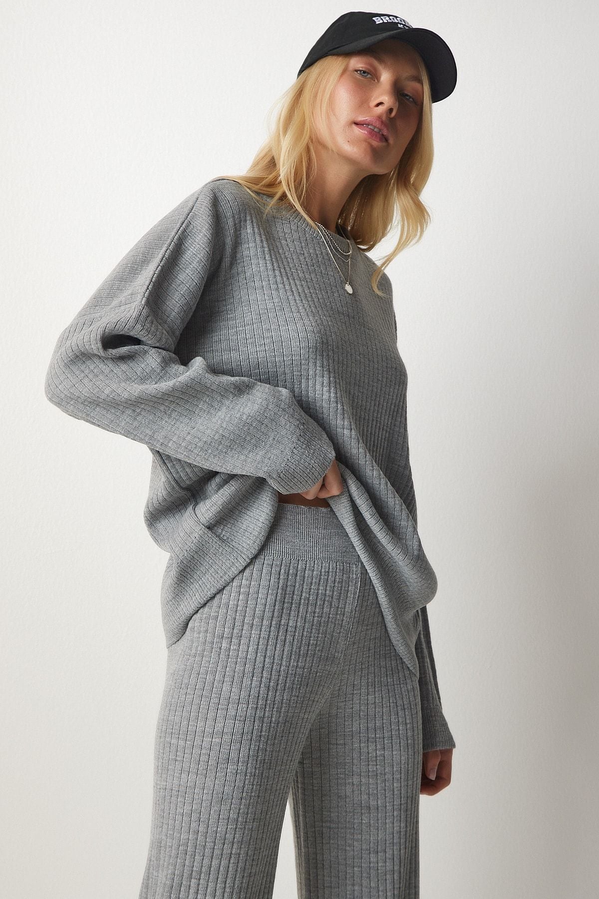 Female Gray Knitwear Cossack Pants Set MX00112