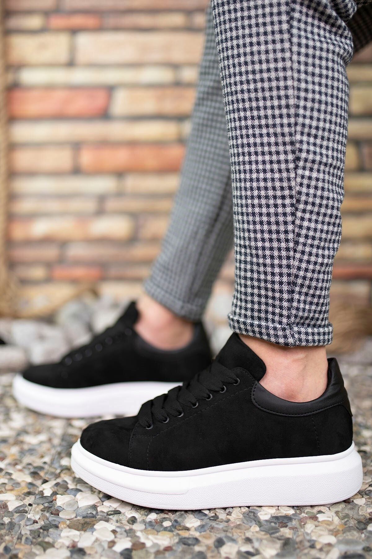 Suede black and white male sneaker 0012360