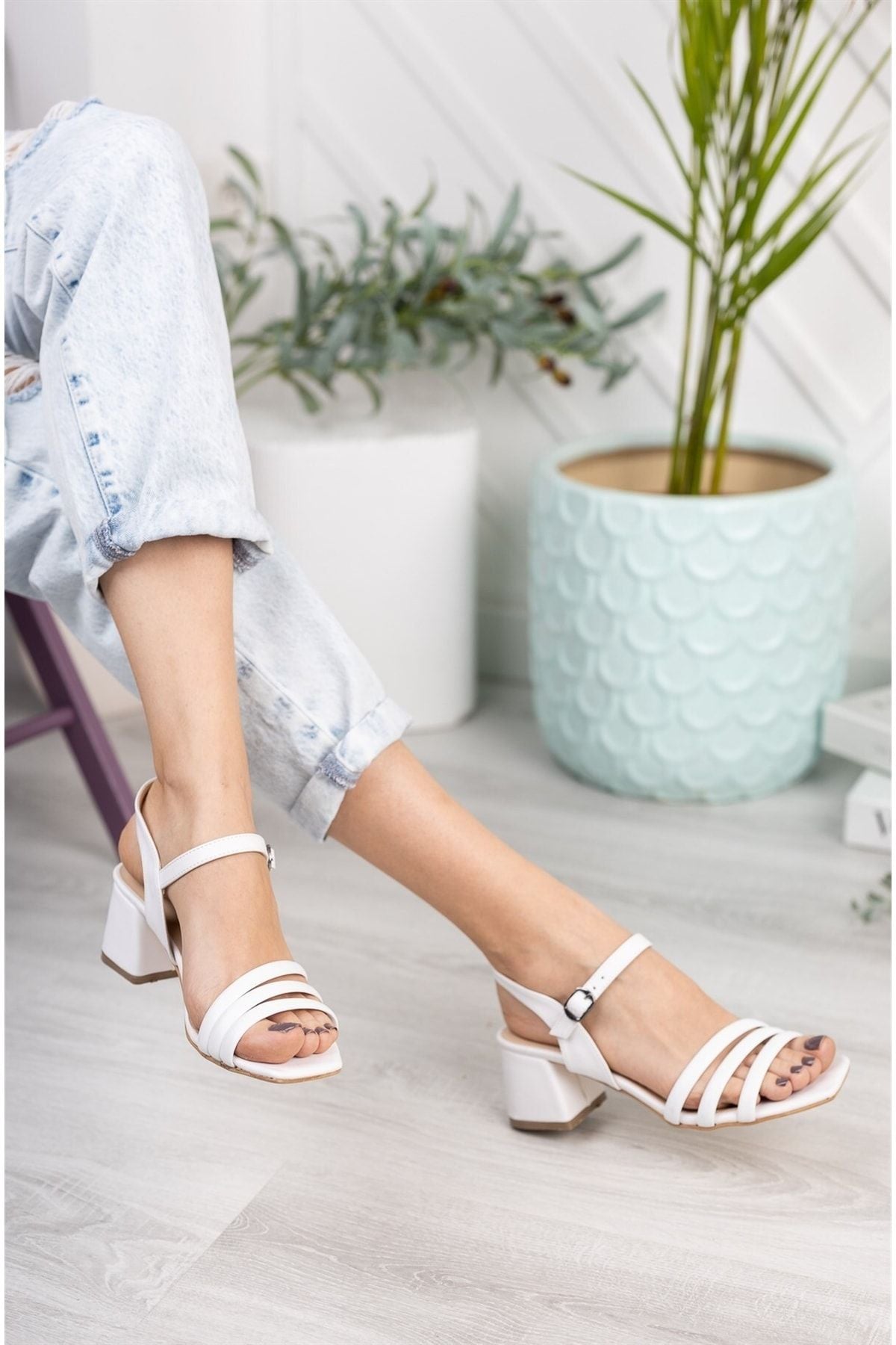 White Woman Heels Sandals 0012355