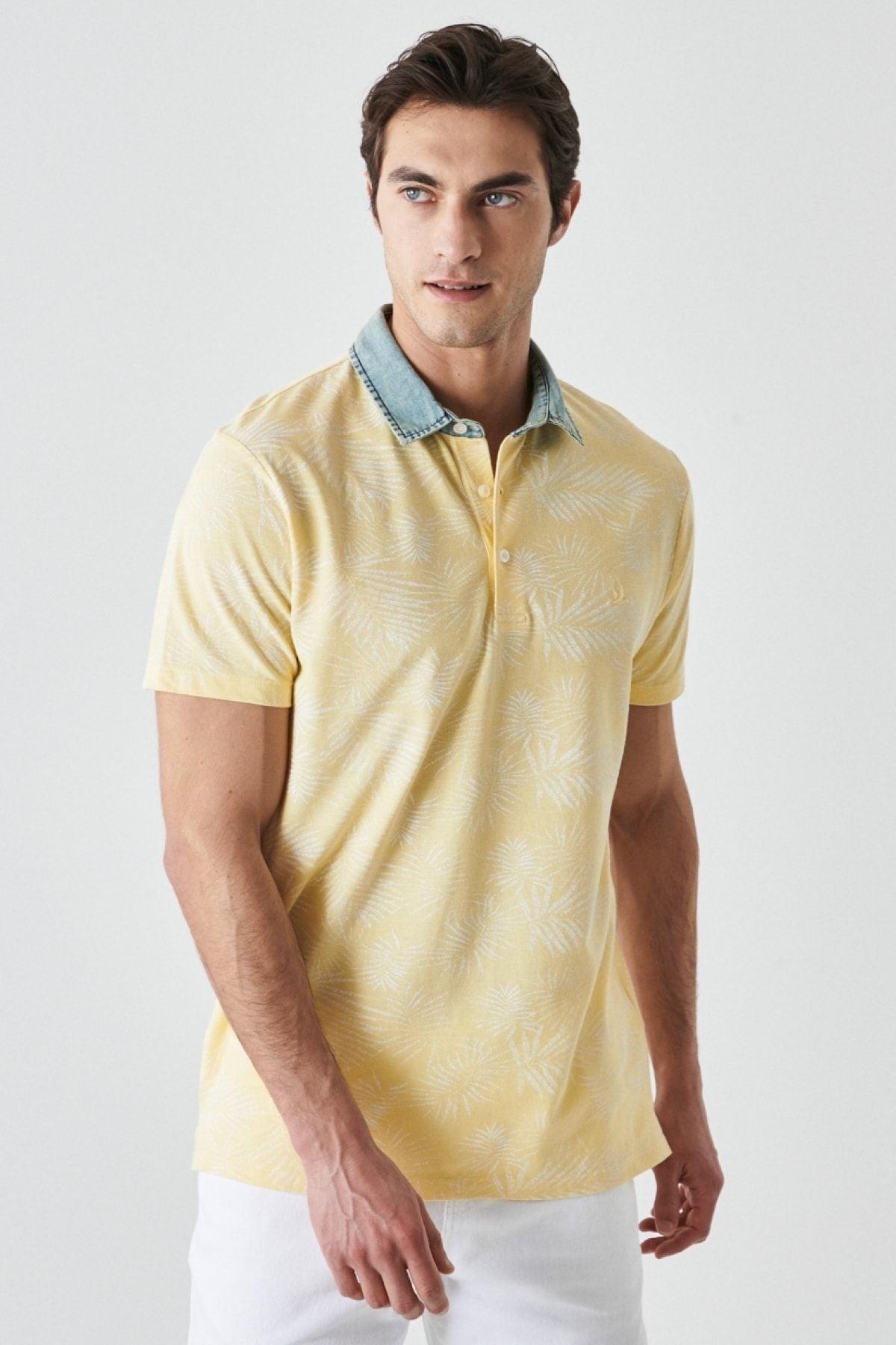 Men's yellow-white slim fit narrow cut polo collar 100 %cotton T-shirt