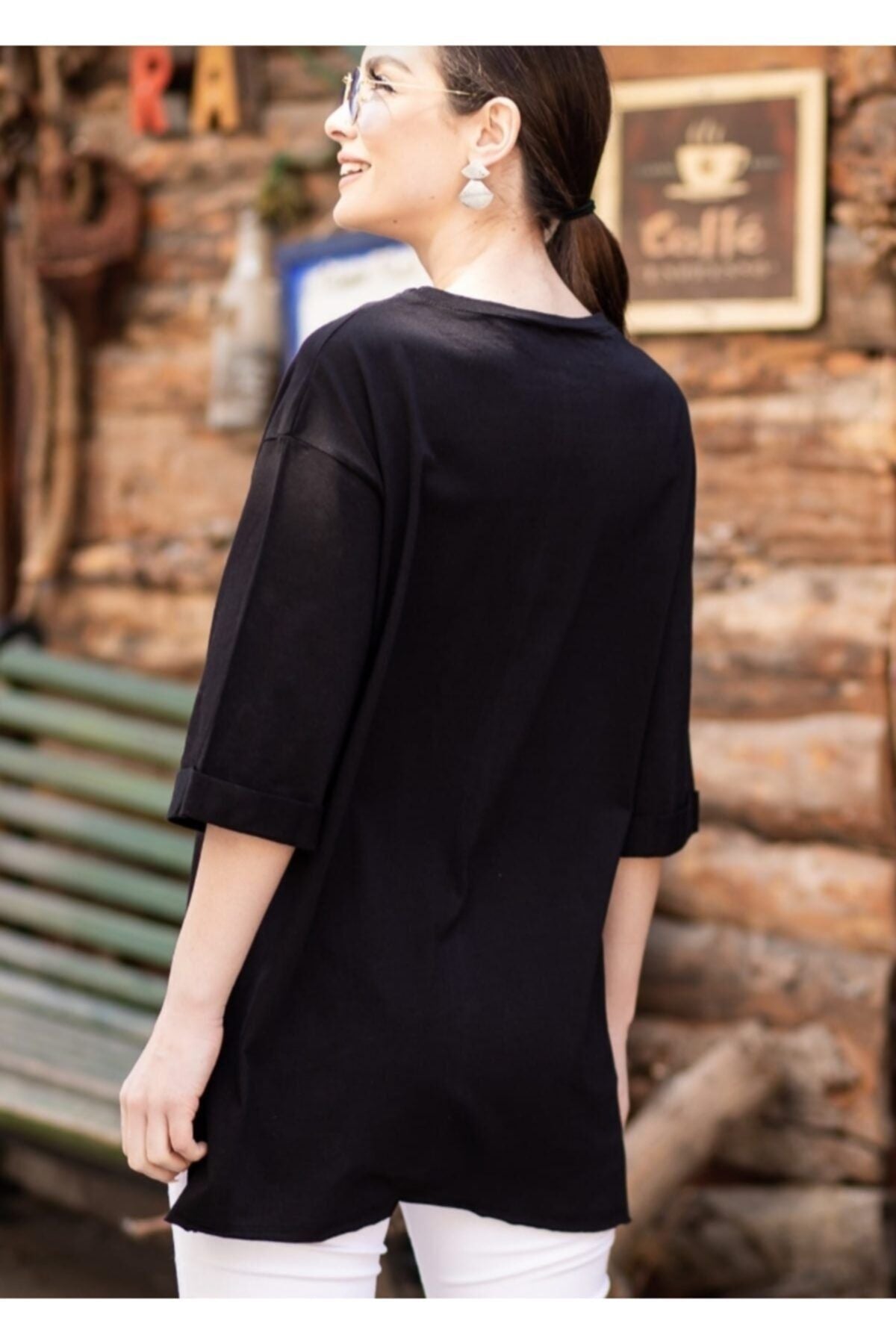 Female black round collar wide sleeve side slits T-shirt Arm-19y012003