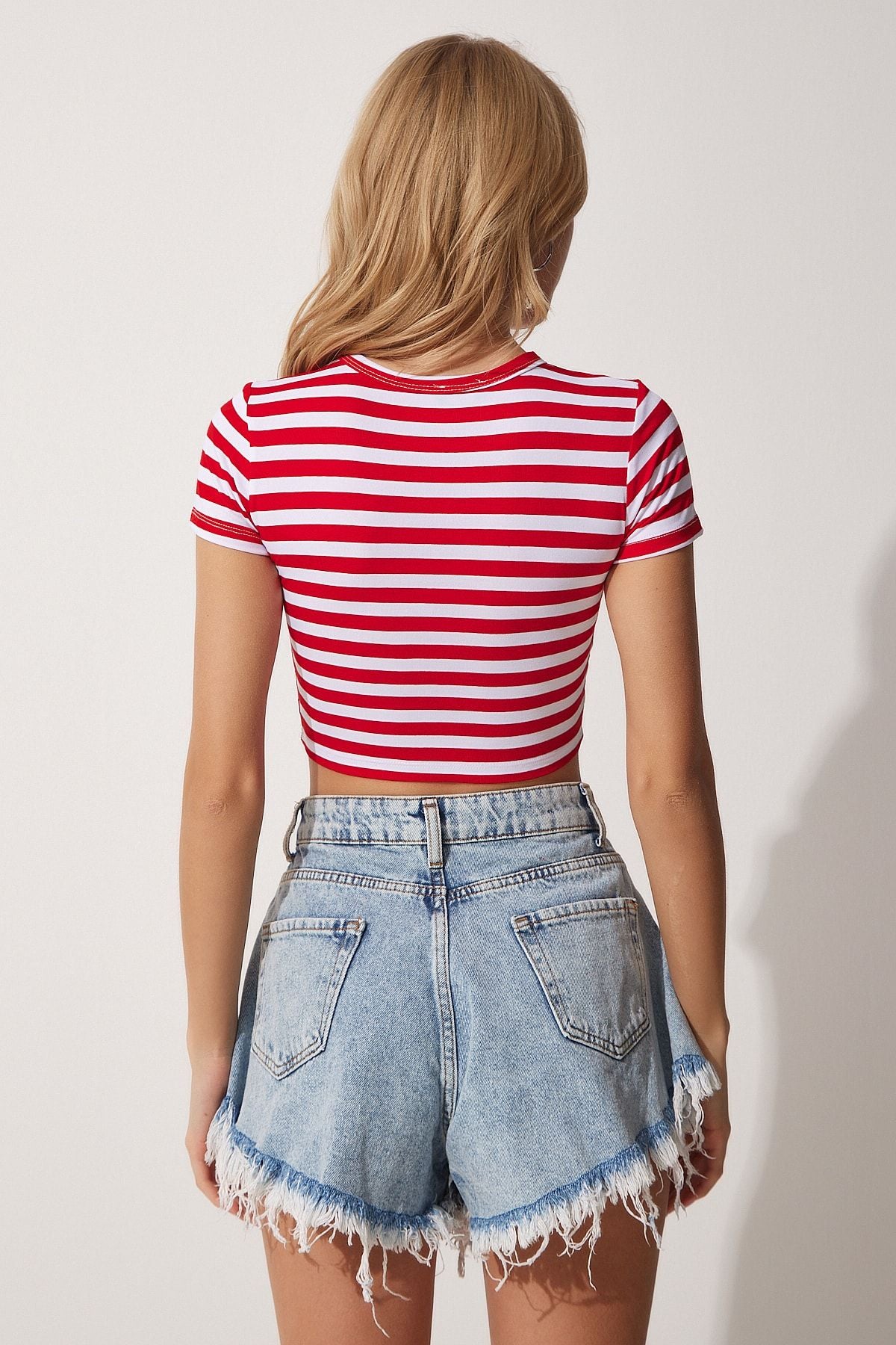 Woman Red White Striped Crop knitting T-shirt AA00038