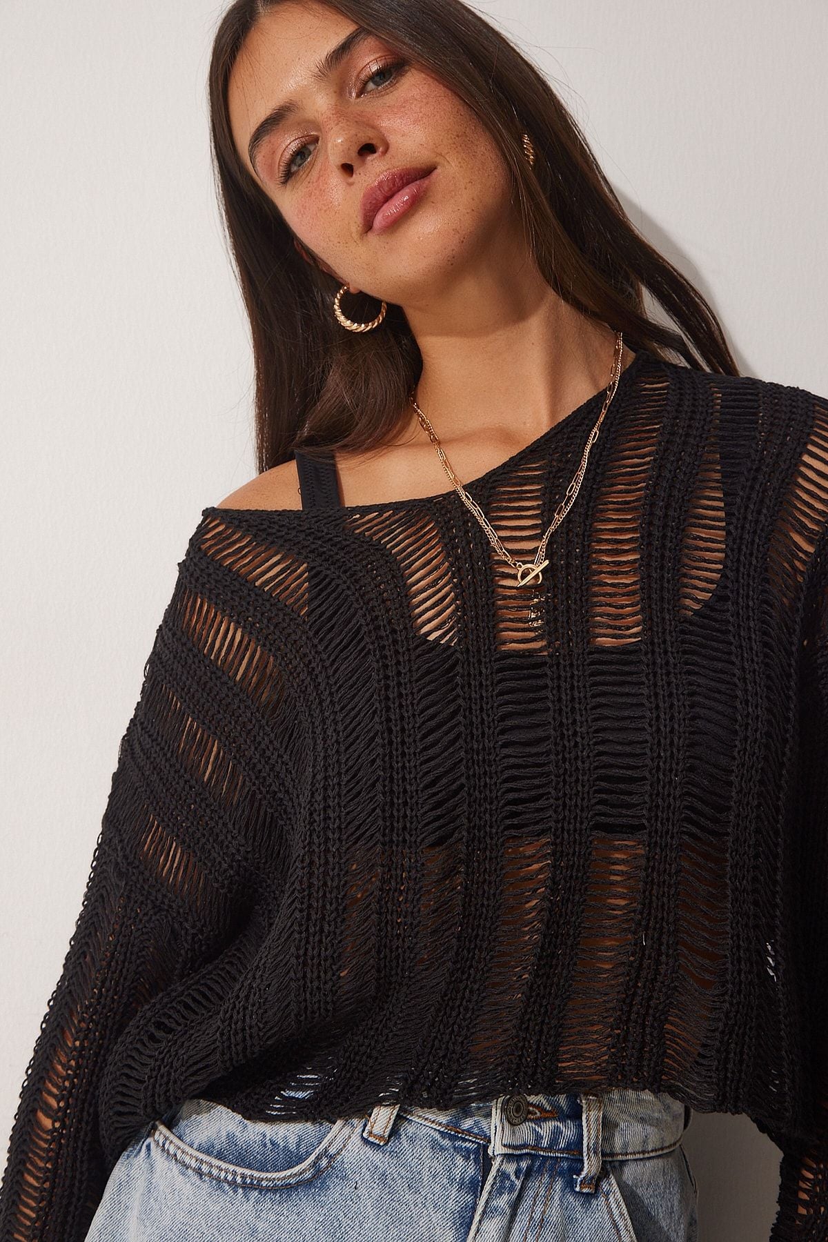 Woman Black V -Neck Torn Detailed Seasonal Crop Knitwear Kazakh Ki00091