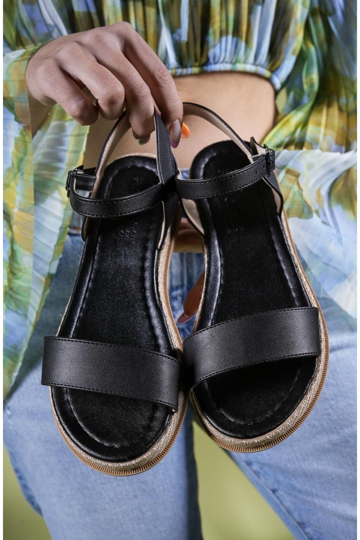 Women's Sandals 0012058 Black Skin