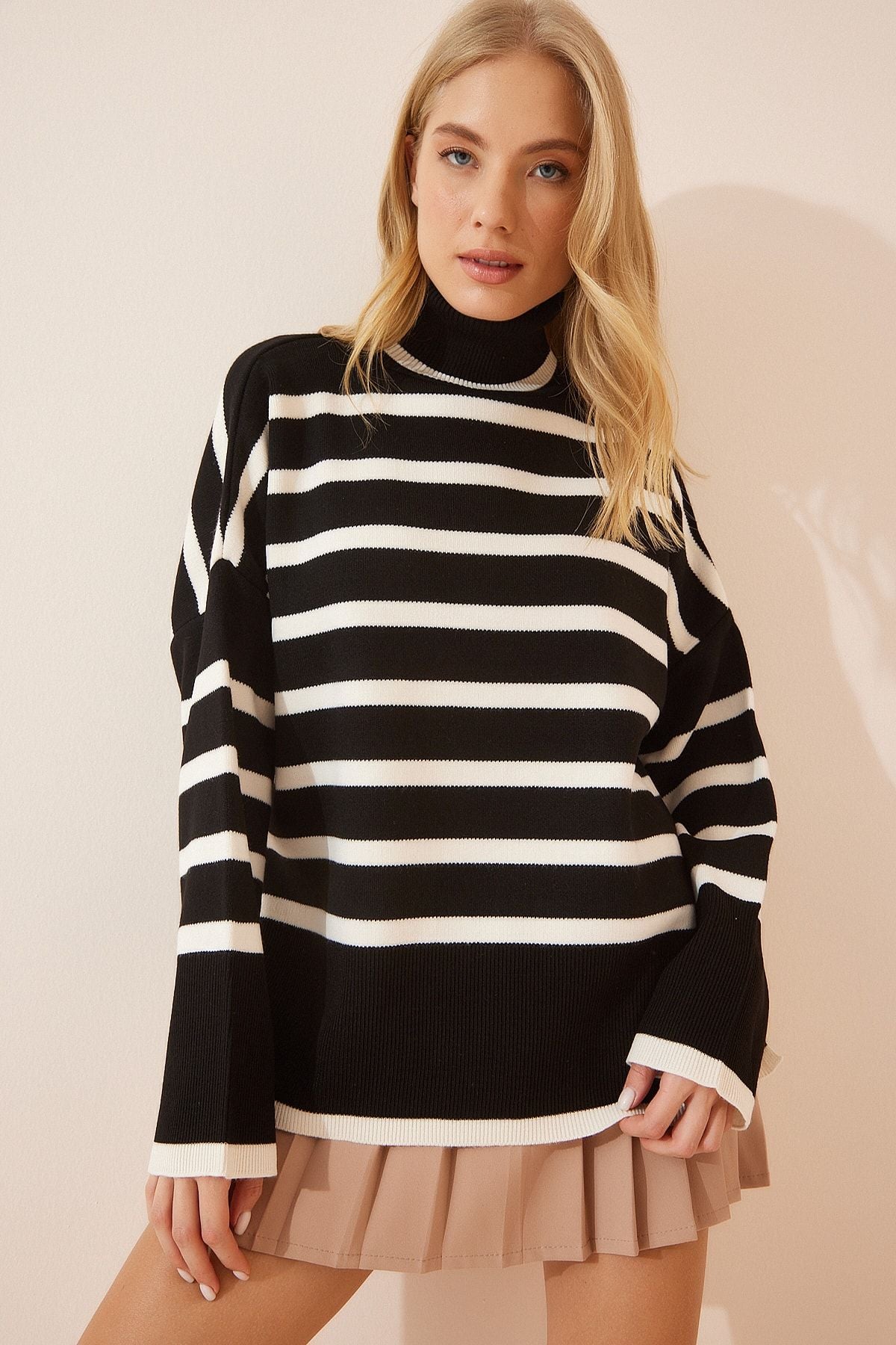 Women's Bone Black Fisherman Yaka Oversize striped knitwear sweater BV00014