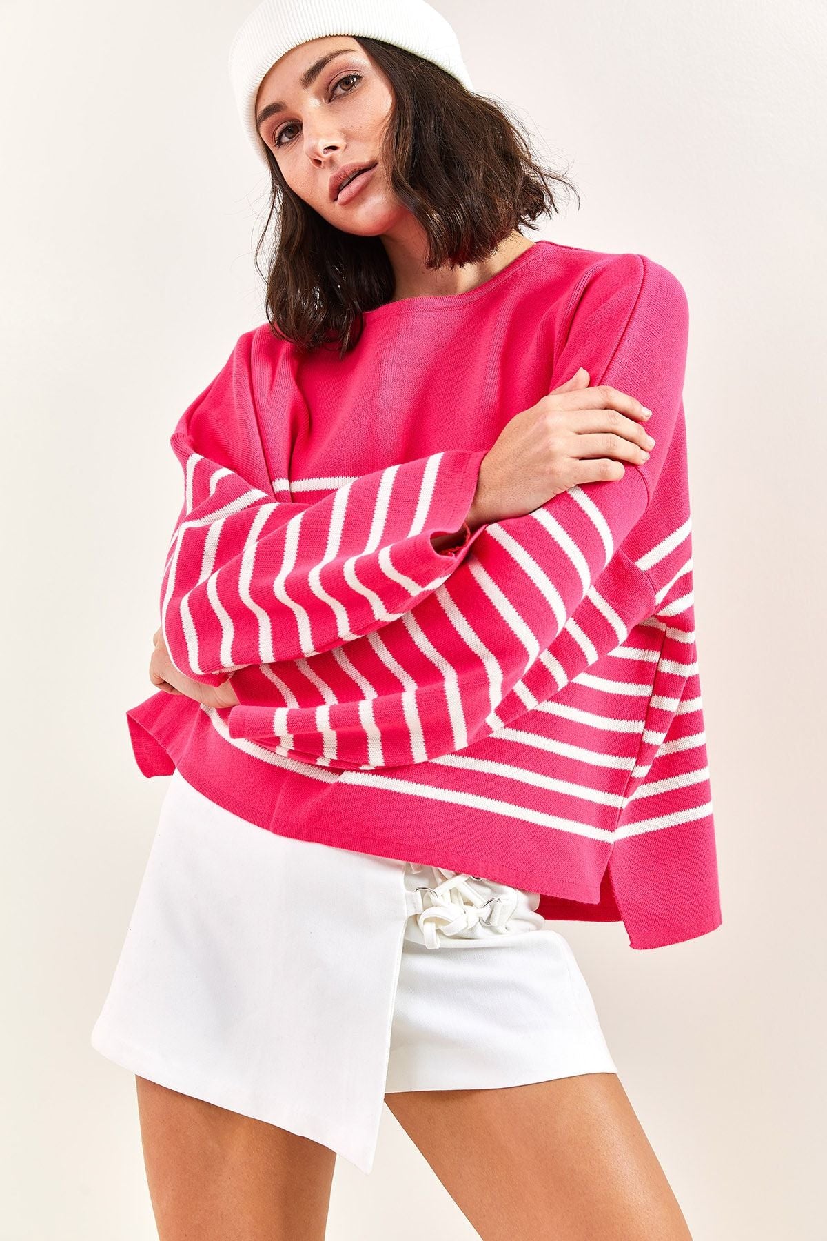 Women's half striped shabby knitwear sweatshirt