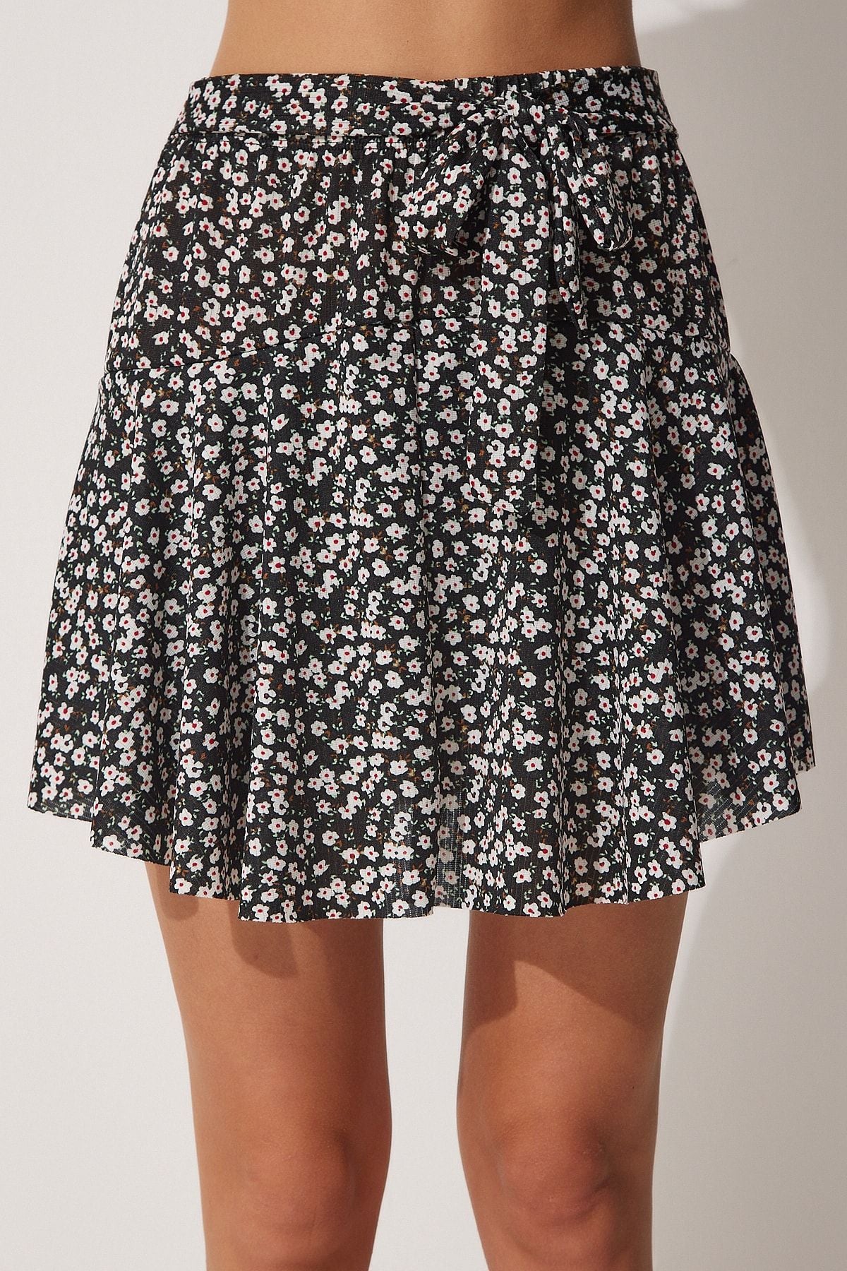 Female Black Flower Patterned Mini Knitting Short Skirt CI00076