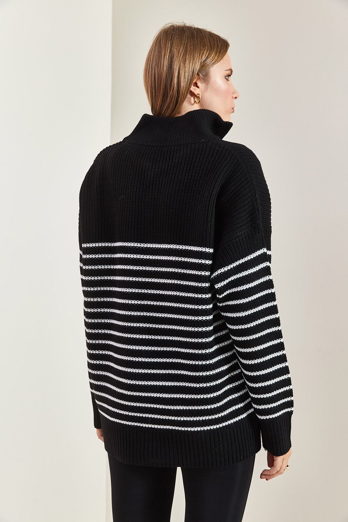 Female fisherman collar zipper six striped knitwear sweater