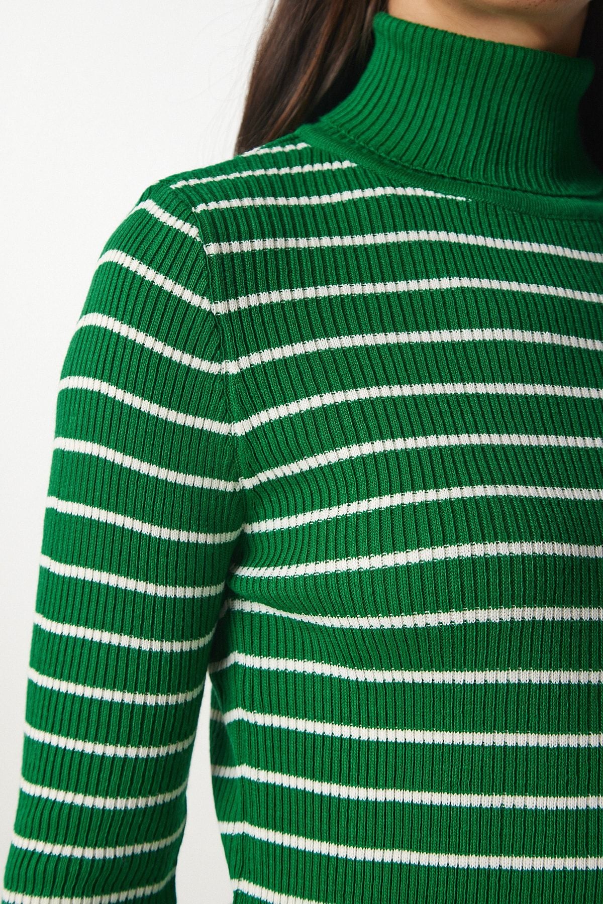 Female Green Striped Fisherman Yaka Knitwear Sweater BP00146