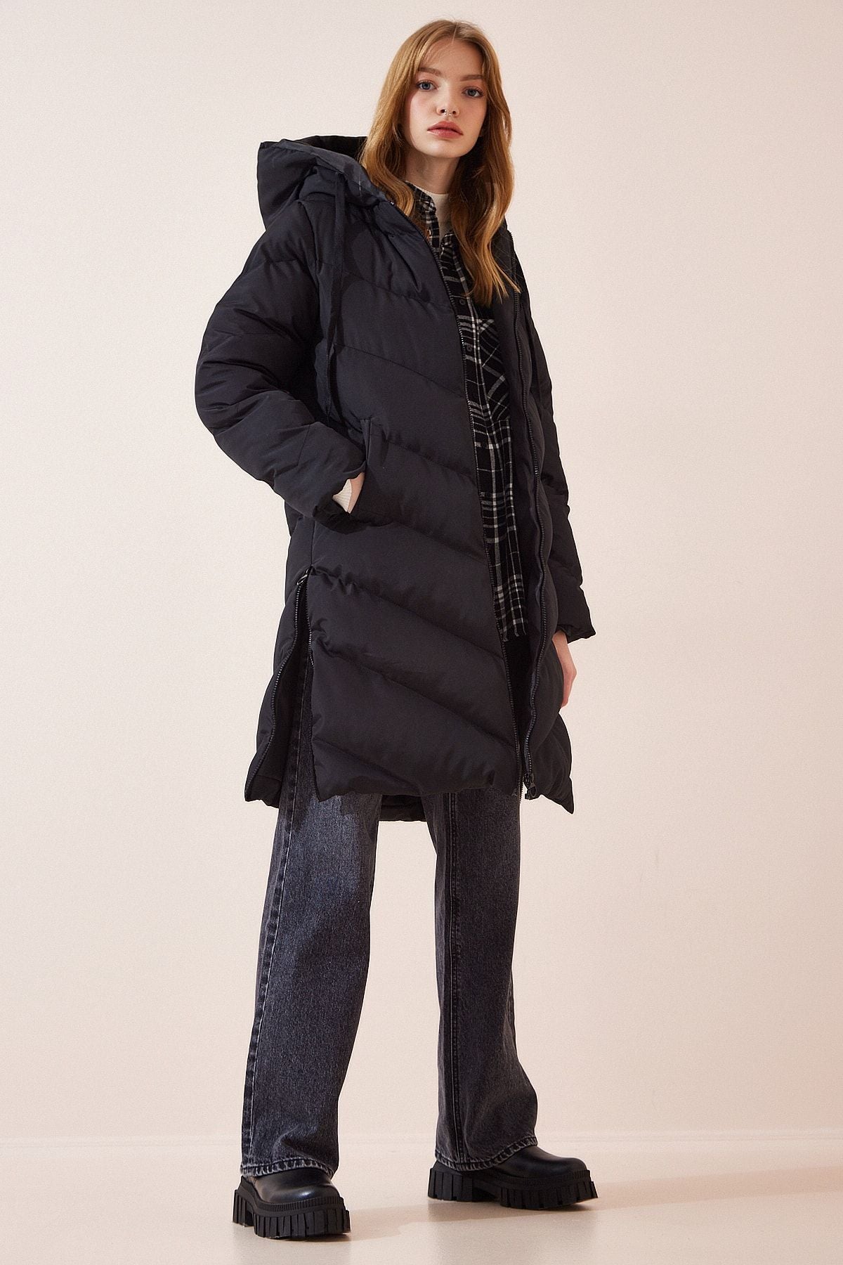 Women's black hooded long swelling coat RV00086