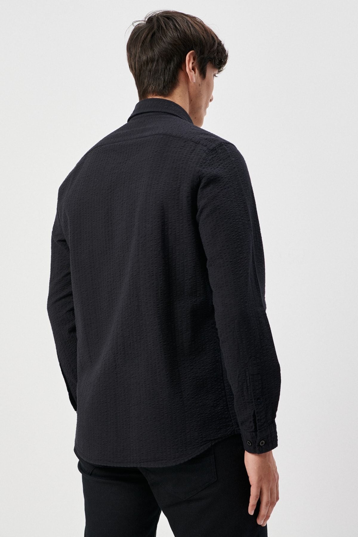 Men's black slim fit narrow cutting Italian collar 100 %cotton wafer shirt