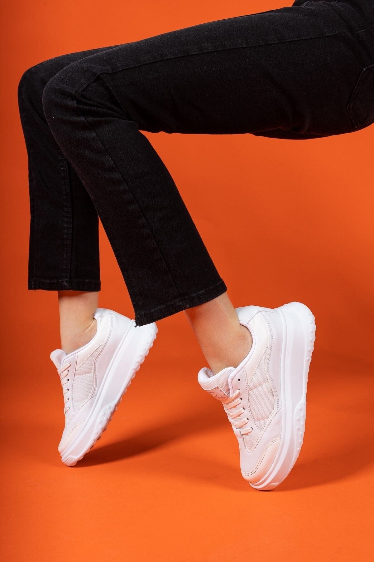 White Woman Sneaker 0012153