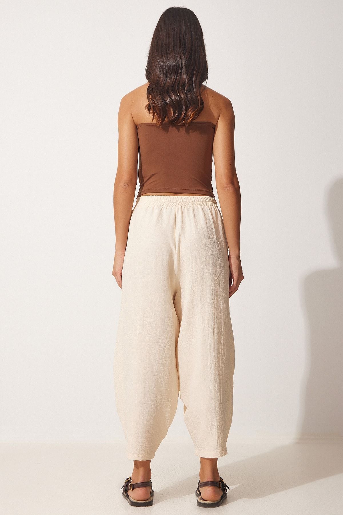 Women's Cream Pocket Ayrrin Shalwar Pants OH00046