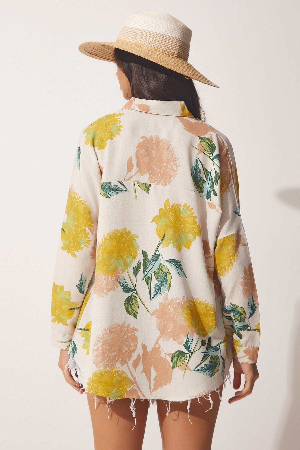Female Beige Biscuit Patterned Oversize Oversizle Fin Viscose Shirt BH00418