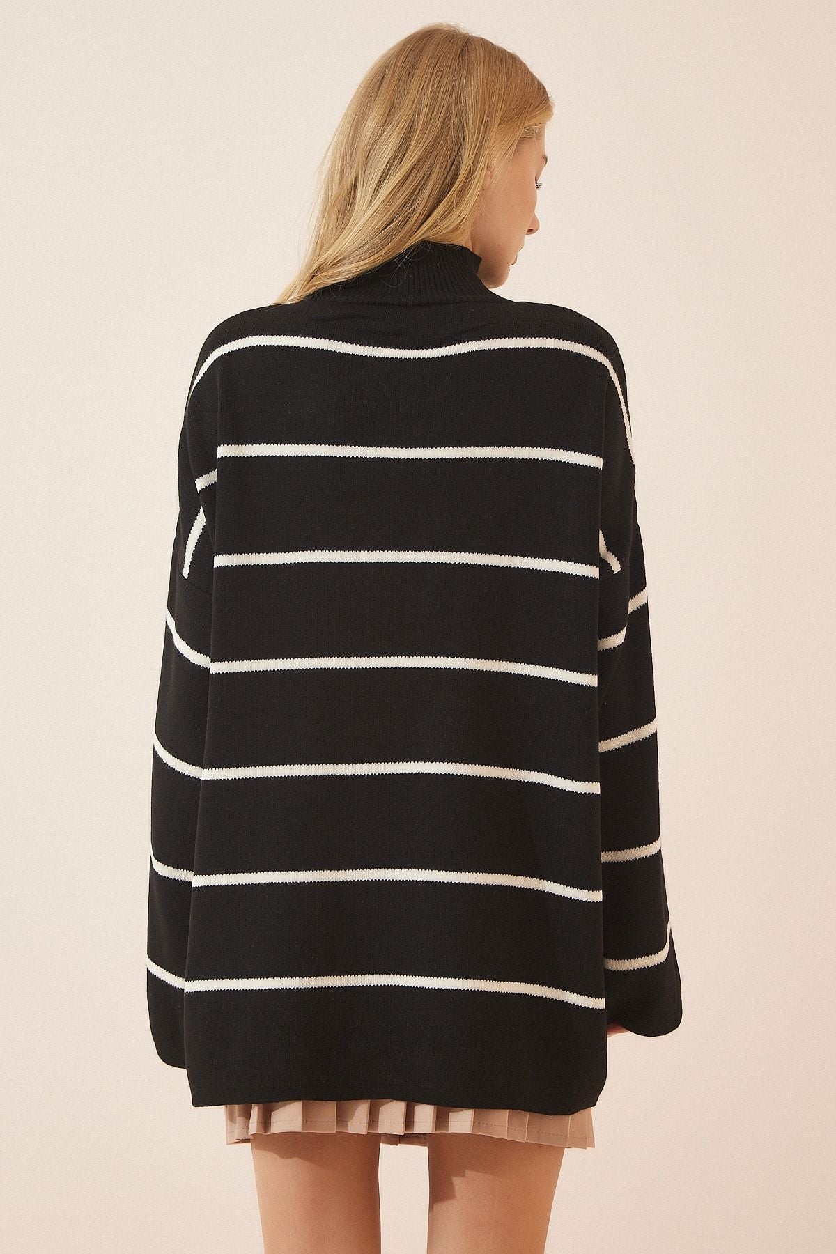 Woman Black Striped Oversize Long Knitwear Sweater YY00087