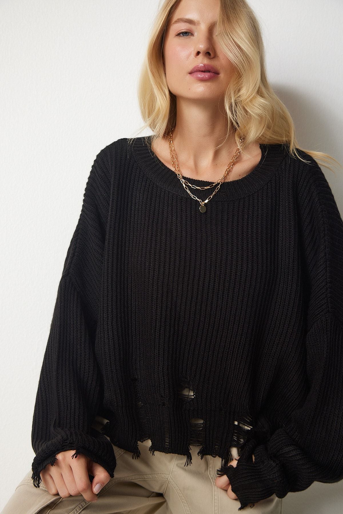 Women's black tear detailed overwhelm knitwear sweater ki00098