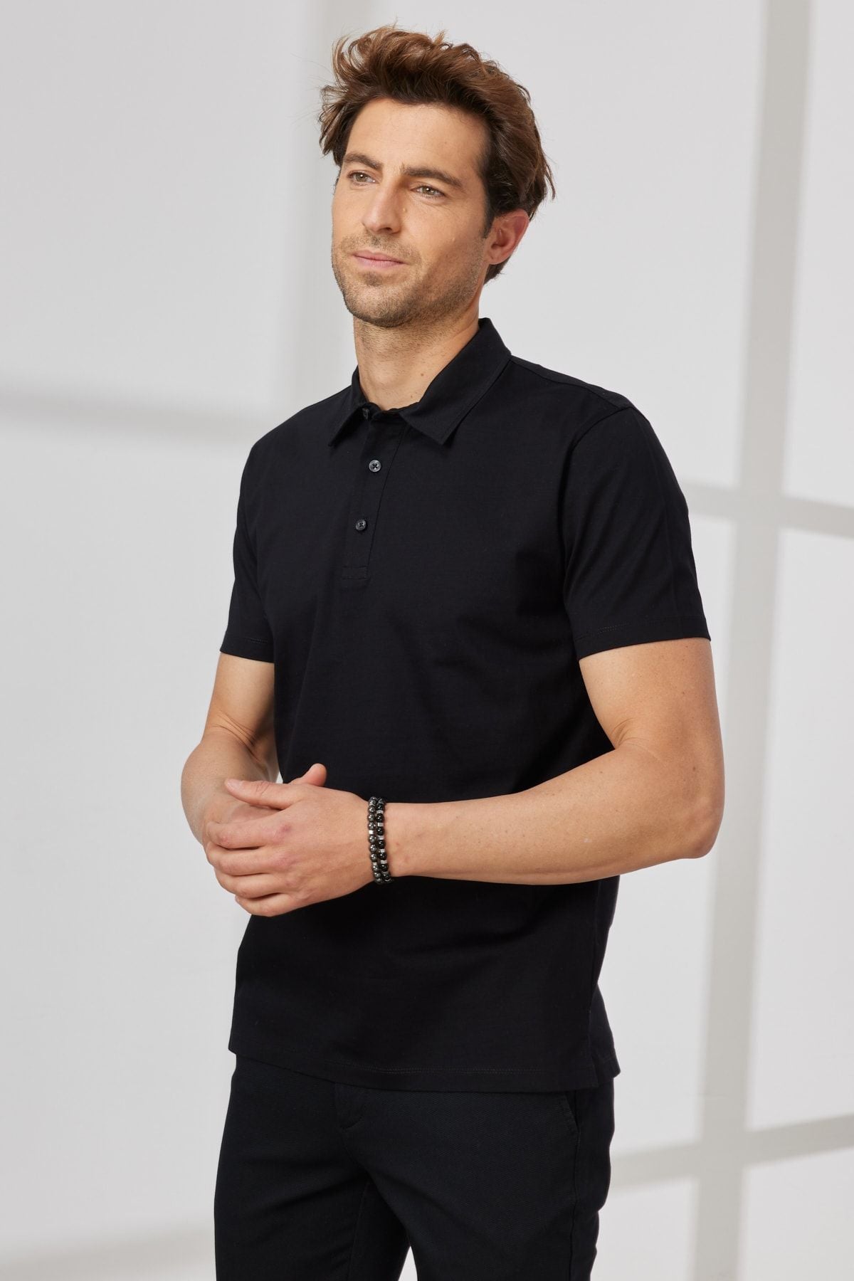 Men's black slim fit narrow cut polo collar 100 %cotton T -shirt