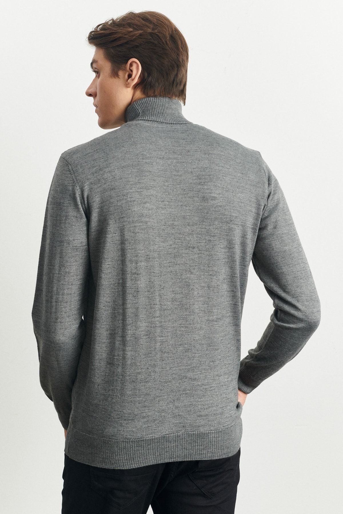 Men's Gray Melanj Standard Fit Normal Class