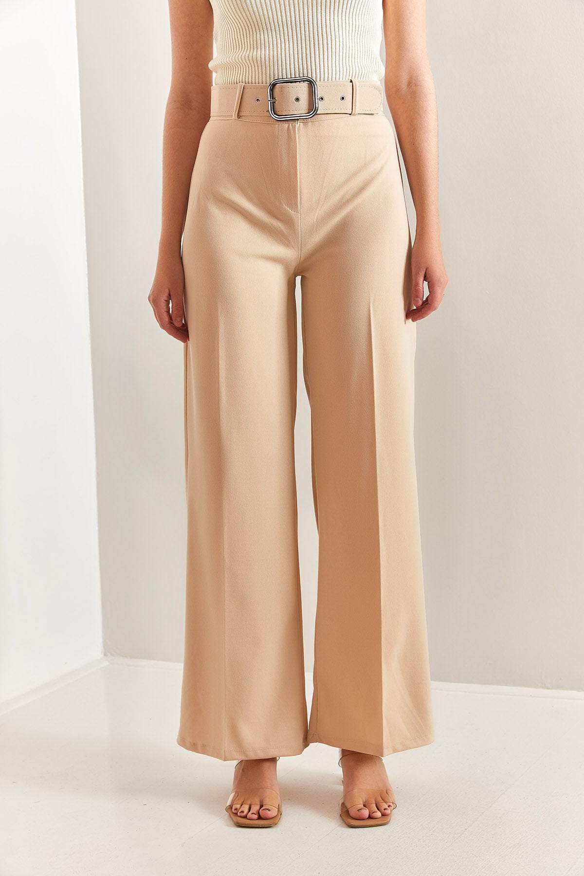 Women's Belted Wide Leg Trousers 40871032